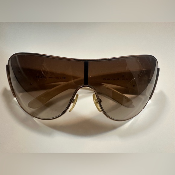 Prada sunglasses - Picture 1 of 9